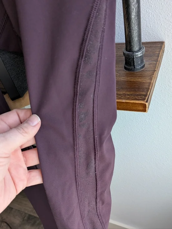 Lululemon Meant to Move High-Rise Tight 25" - Size 4 - Black Cherry - Picture 5 of 12